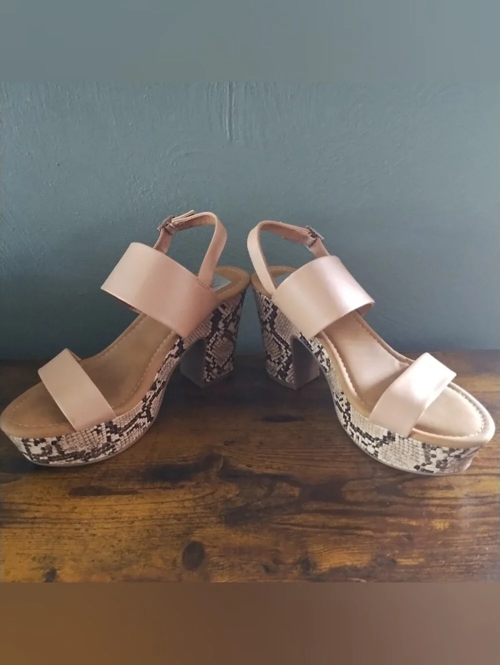 DV Dolce Vita Womens 8.5 Snake Print & Nude Block Heel Platform Oiska Sandals